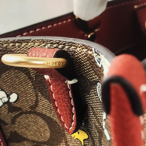 Coach Brown and Red Snoopy Shoulder Bag - Picture 7 of 12